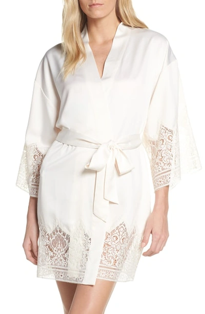 Flora Nikrooz Genevive Short Robe In Antique Ivory