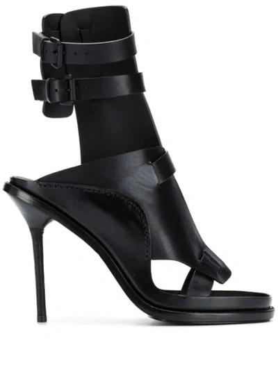 Ann Demeulemeester Cross Strap Sandals In Black