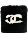 Pre-owned Chanel 2001 Cc Logos Lapin Rabbit Fur Bracelet In Black