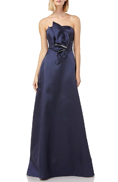 Kay Unger Strapless Mikado Ball Gown W/ 3d Flower Detail & Pockets In Navy