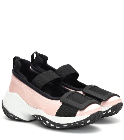 Roger Vivier Viv' Run Ball Sneakers In Pink/black
