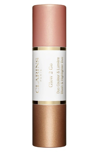 Clarins Glow 2 Go 2-in-1 Blush & Highlighter In Golden Peach