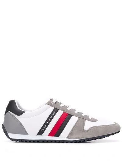 Tommy Hilfiger Essential Signature Sneakers In White