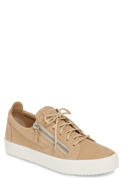 Giuseppe Zanotti Low Top Sneaker In Noisette/ Beige | ModeSens