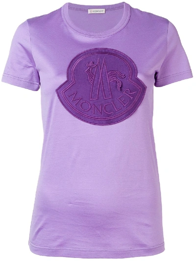 Moncler T-shirt Mit Logo-patch - Lila In Purple