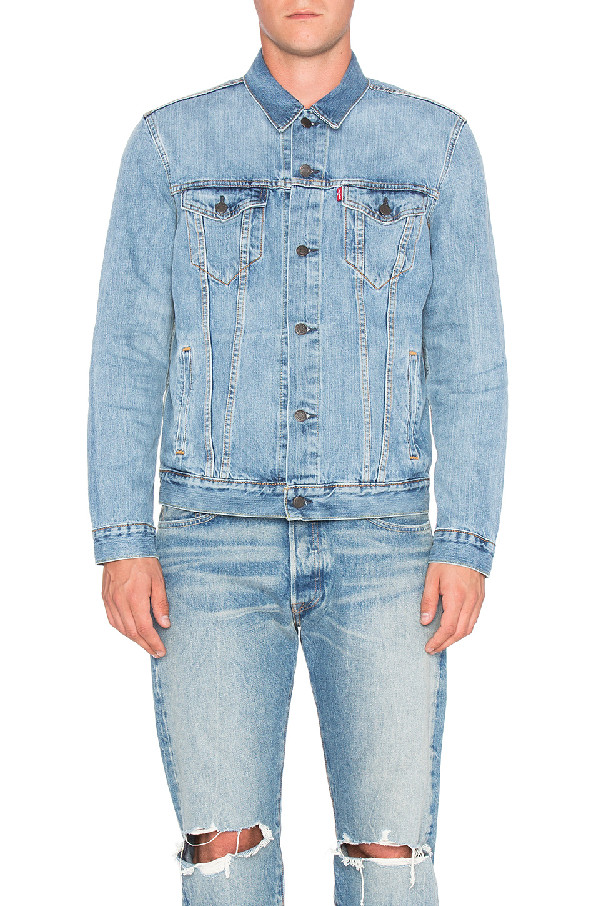 levi's trucker jacket icy