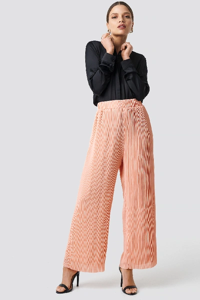 Glamorous High Waist Wide Trousers Pink In Peach Plisse