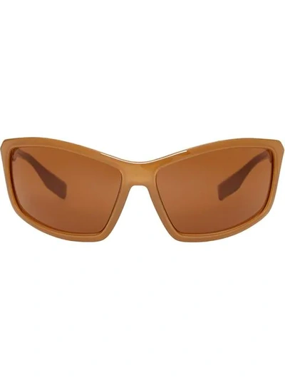 Burberry Wrap Frame Sunglasses In Brown