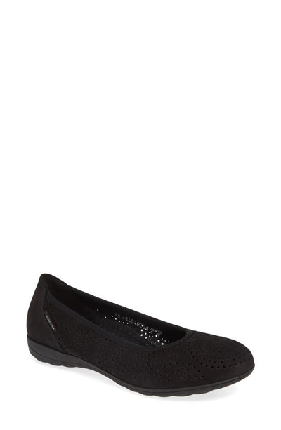 Mephisto Elsie Perf Flat In Black Nubuck