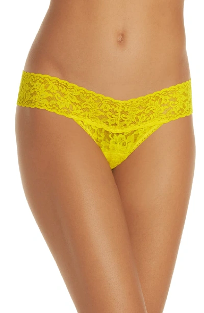 Hanky Panky Signature Lace Low Rise Thong In Sunshine Yellow