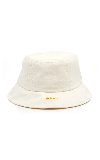 Avenue 'oui' Bucket Hat In White