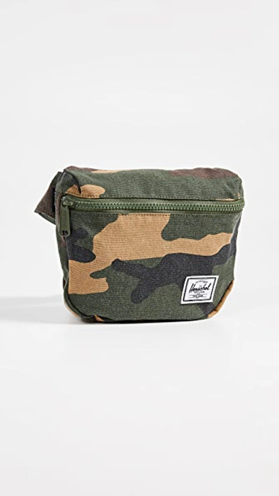 Herschel Supply Co Fifteen Fanny Pack In Camo