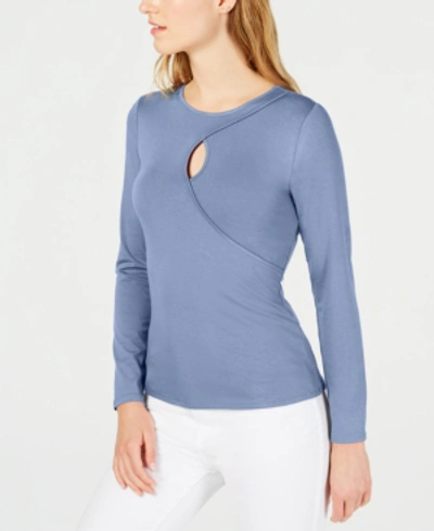 Vince Camuto Keyhole Top In Dusty Blue