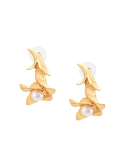 Oscar De La Renta Pearl Flower Earrings In Gold