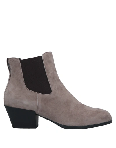 Hogan Ankle Boots In Grey