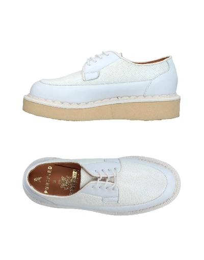 Purified Laced Shoes In White