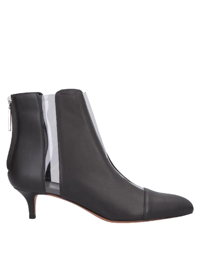 Alexa Wagner Ankle Boot In Steel Grey