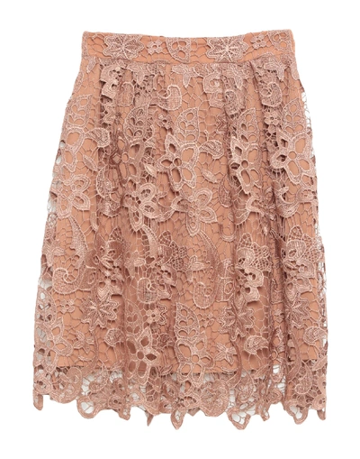 Atos Lombardini Knee Length Skirt In Pale Pink