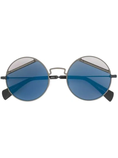 Yohji Yamamoto Panelled Lens Sunglasses In Blau