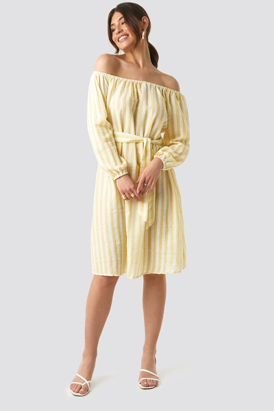 Na-kd Striped Off Shoulder Tied Waist Dress - Yellow In Yellow White Stripes