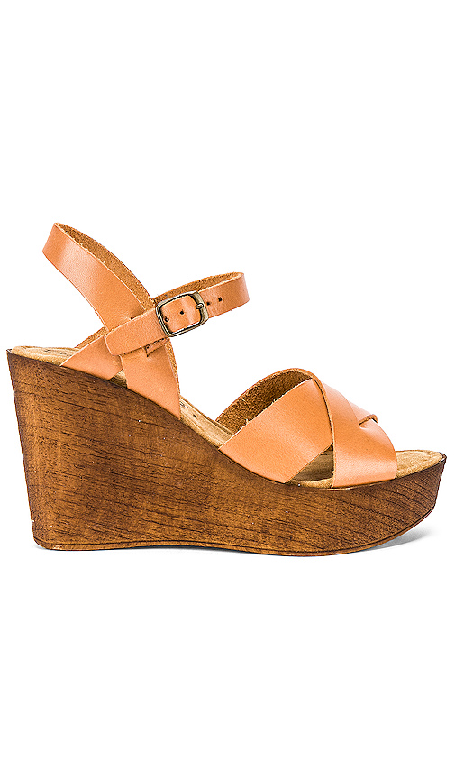 seychelles tender heel cognac