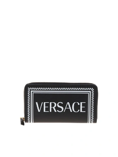 Versace Wallet In Black/white
