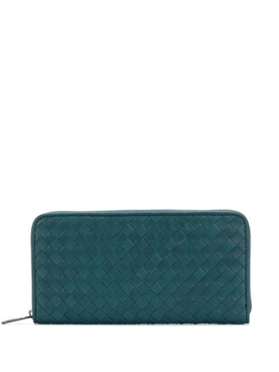 Bottega Veneta Woven Zipped Wallet In Green