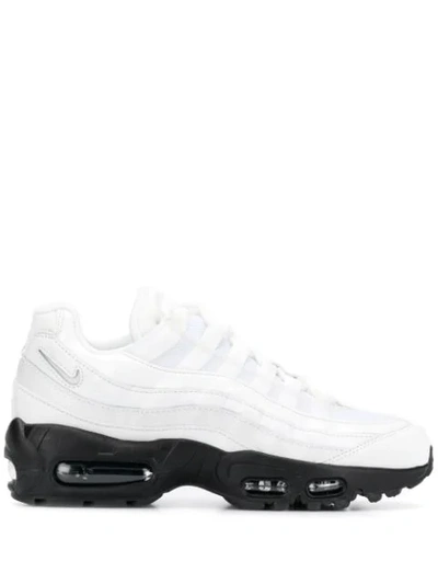 Nike Contrast Sole Sneakers In White