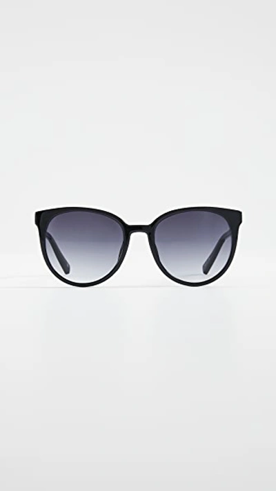 Le Specs Armada Sunglasses In Black/smoke Grad