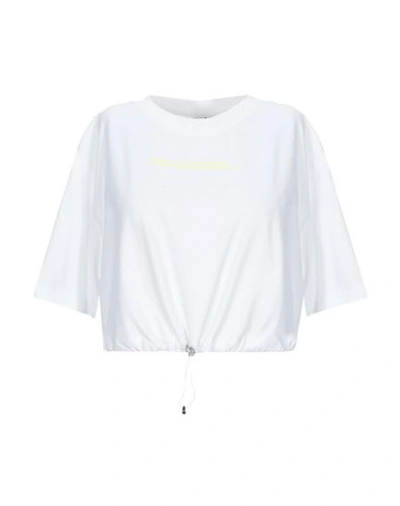 Marcelo Burlon County Of Milan Cropped T-shirt In White With Fluo Yell