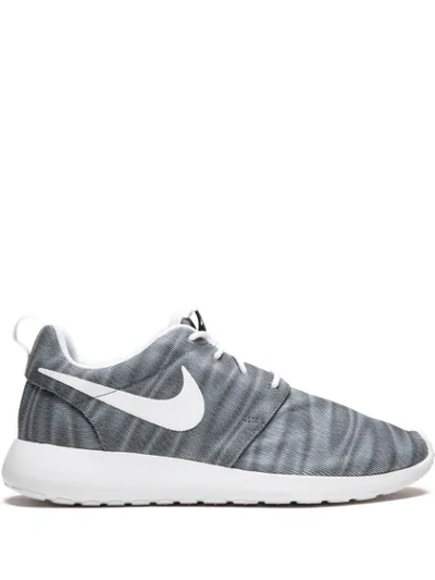 Nike Roshe One Print Trainers In Grey
