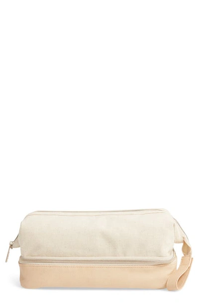 Beis The Dopp Cosmetics Case In Beige