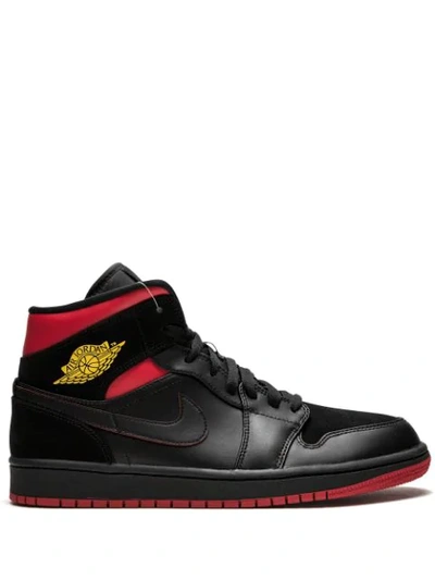 Jordan Air  1 Mid Trainers In Black