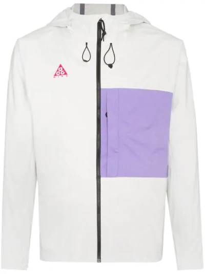 Nike Colour-blocked Packable Shell Hooded Jacket In White