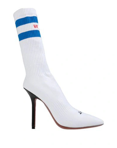 Vetements Sock-style Boots In White
