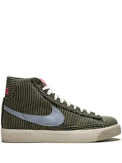 Nike Wmns Blazer Mid Basic Sneakers In Black