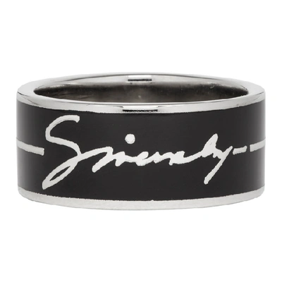 Givenchy Enamelled Signature Ring In 008 Silvblk