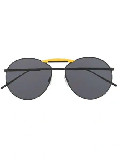 Fendi Circle Frame Sunglasses In Black