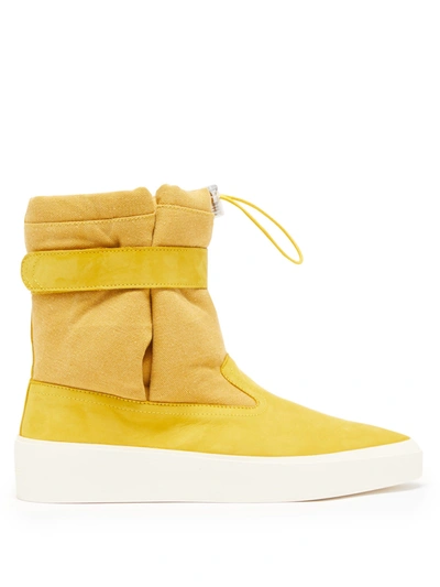 Fear Of God Men's Sixth Collection Ski Lounge Boots In Yellow