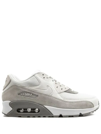 Nike 'air Max 90' Sneakers - Weiss In White