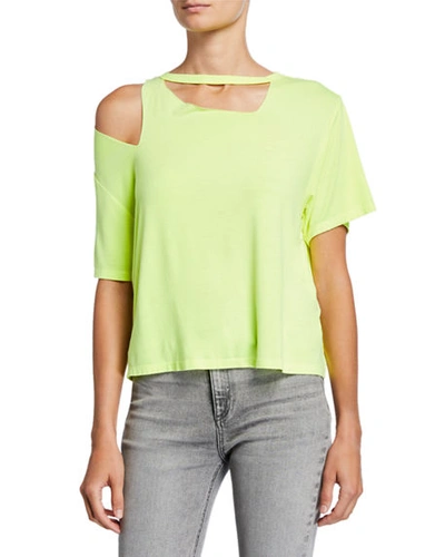 Alice And Olivia Rosylyn Short-sleeve Cutout Tee In Neon Yellow