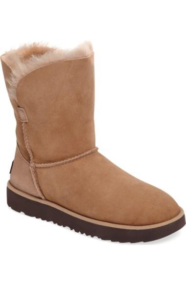 ugg classic cuff short natural