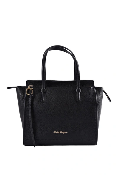 Ferragamo Amy Tote In Black