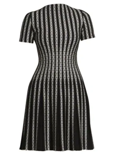 Alaïa Women's Plissé Twist Short-sleeve Knit Wool-blend A-line Dress In Black White