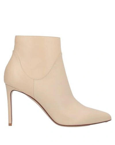 Francesco Russo Ankle Boot In Ivory