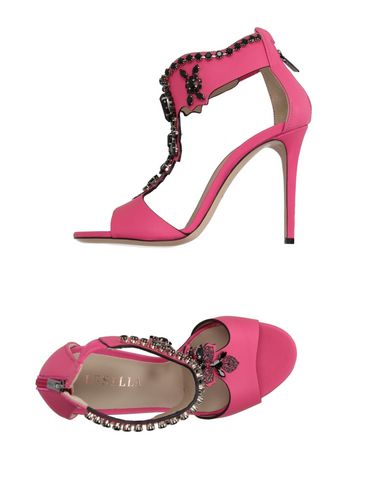 Le Silla Sandals In Fuchsia | ModeSens