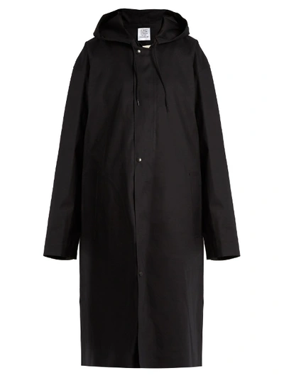 Vetements Women's Mackintosh Oversized Waterproof Raincoat In Black |  ModeSens