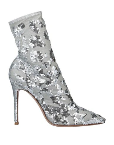 Gianvito Rossi Ankle Boot In Grey