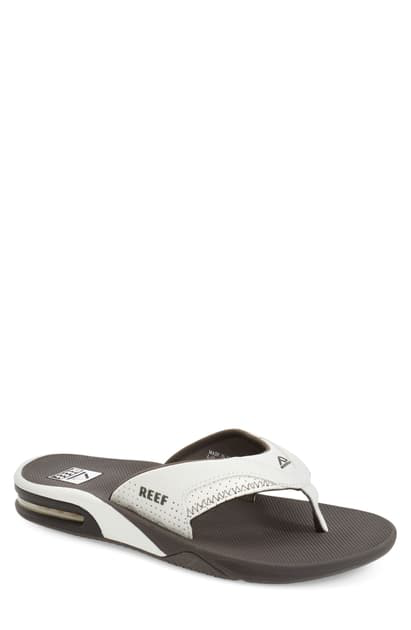 reef men's fanning thong sandals with bottle opener