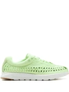 Nike Mayfly Woven Qs Sneakers In Green